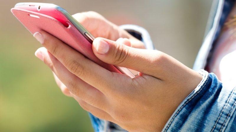 Yalnızca Mavi Tik İstemişlerdi: Sosyal Medya Z Kuşağında Tik Salgını Yarattı