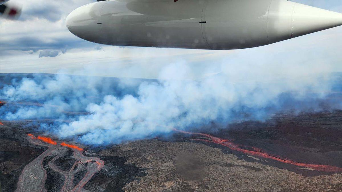 Dünyanın En Büyük Yanardağı Patladı: Dünyayı Tehdit Ediyor mu? [Video]