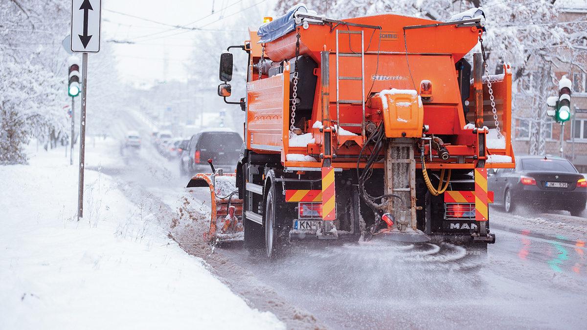 Karlı Yollara Tuz Dökülmesinin Asıl Nedenini Öğrenince Kimyanın Büyüsüne Kapılacaksınız