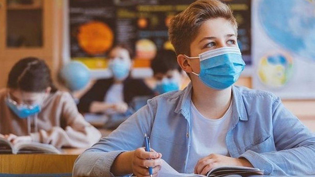 MEB, COVID-19 Pozitif ya da Temaslı Öğrencilerin ’Yok’ Yazılmacağını Açıkladı