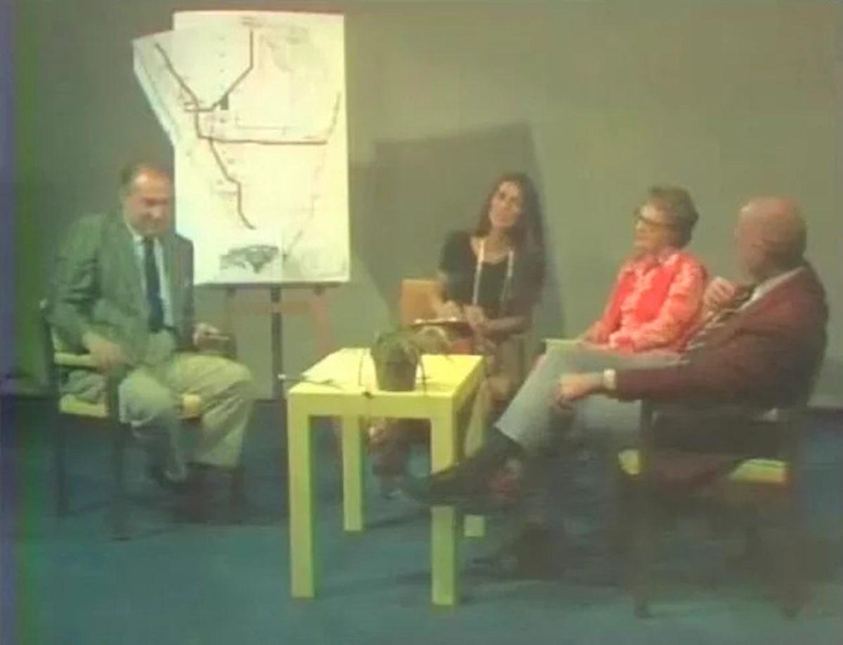 Bipolar Bozukluğun da Etkisiyle İnsanlardan Nefret Edip Canlı Yayında İntihar Eden Kadın