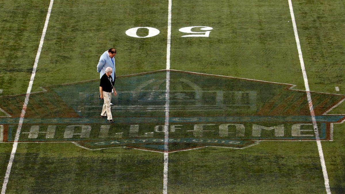 Futbol Sahalarındaki Çimler Neden Bir Açık Bir Koyu Görünecek Şekilde Tasarlanır? İşte Çimlerin Altında Yatan İnanılmaz Bilim