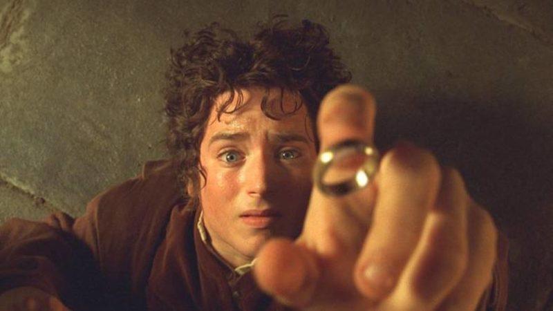 Zor Seçim: Elijah Wood Yüzüklerin Efendisi Serisindeki Favori Filmini Açıkladı