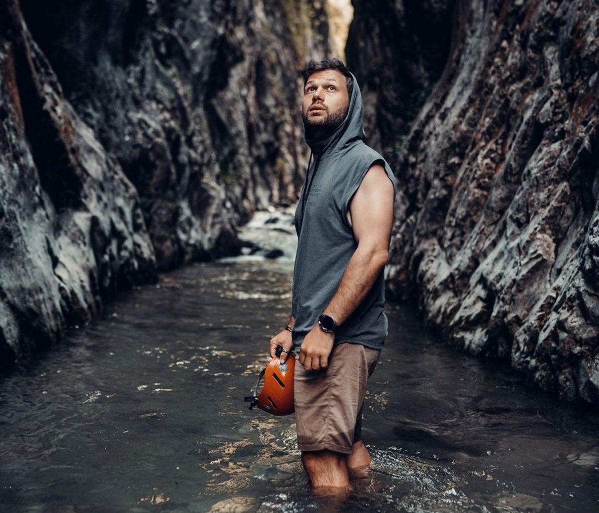 Oturduğumuz Yerden Dünyayı Geziyor Gibi Hissettiren 15 Seyahat Hesabı