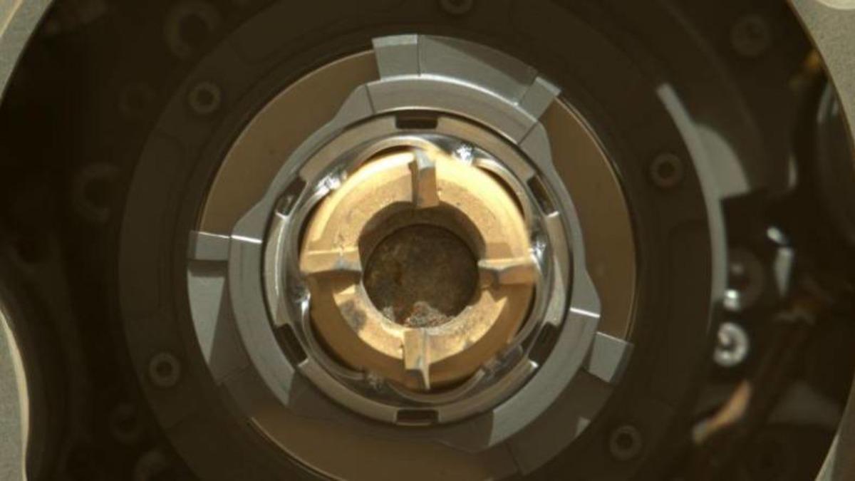 Mars’ta Antik Yaşamın İzleri Güçleniyor: NASA, Su ile Temas Halinde Olduğu Tespit Edilen Kaya Parçaları Topladı