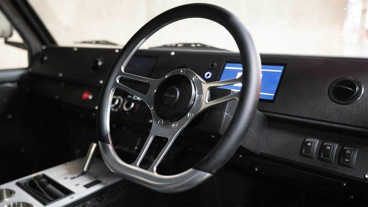 Tasarımıyla ’Komando’ Gibi Dikilen Tekerlekli Arazi Aracı: Karşınızda Mundo MK_1