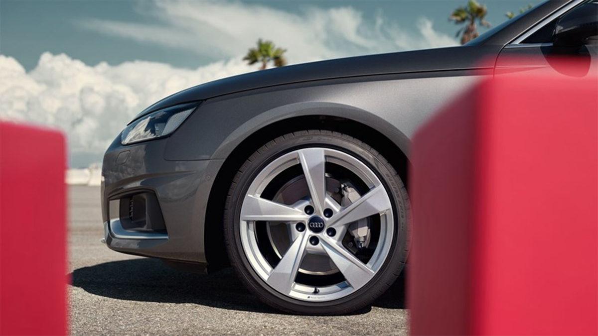 Yenilenen Audi A4 Sedan Dikkat Çeken Özellikleri ve Fiyat Listesi