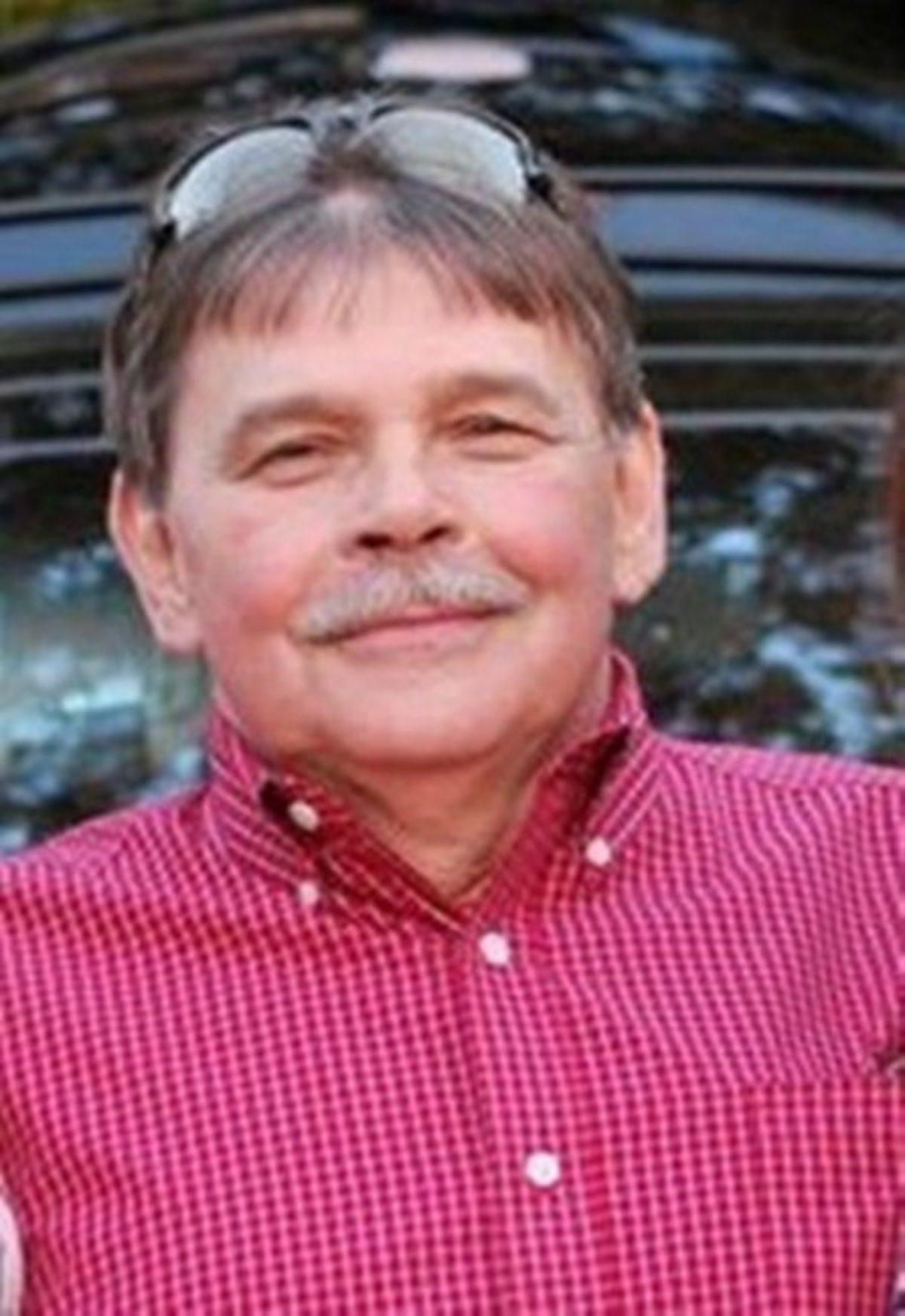 ABD’de Hastane Hastane Dolaşan Bir Adam, COVID-19 Nedeniyle Yoğun Bakımlarda  Yer Olmadığı İçin Hayatını Kaybetti