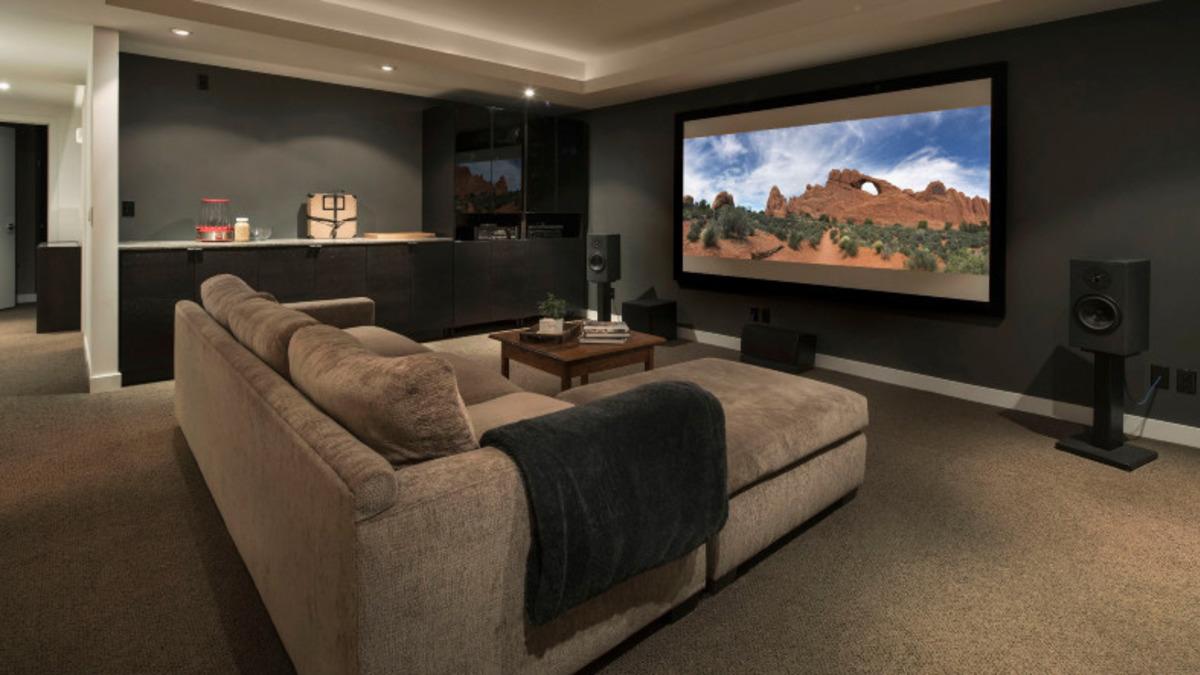 Evde Kendi Sinema Salonunu Kurmak İsteyenlere Altın Niteliğinde Tavsiyeler!