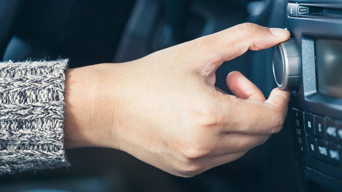 Arabayı Park Ederken ya da Yolda Kaybolduğumuzda Neden Müziğin Sesini Kısma İhtiyacı Duyarız?