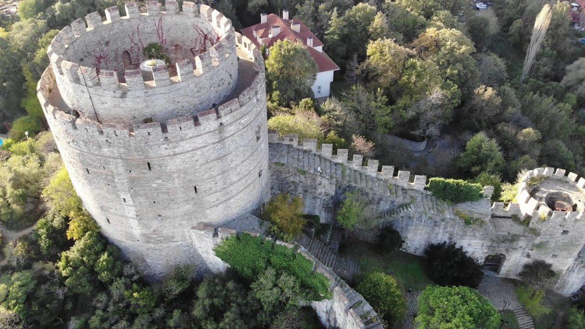 İstanbul’un Fethinde Büyük Pay Sahibi Olan Rumeli Hisarı’nın Tam Bir Askeri Deha Örneği Olduğunu Kanıtlayan Bilgiler