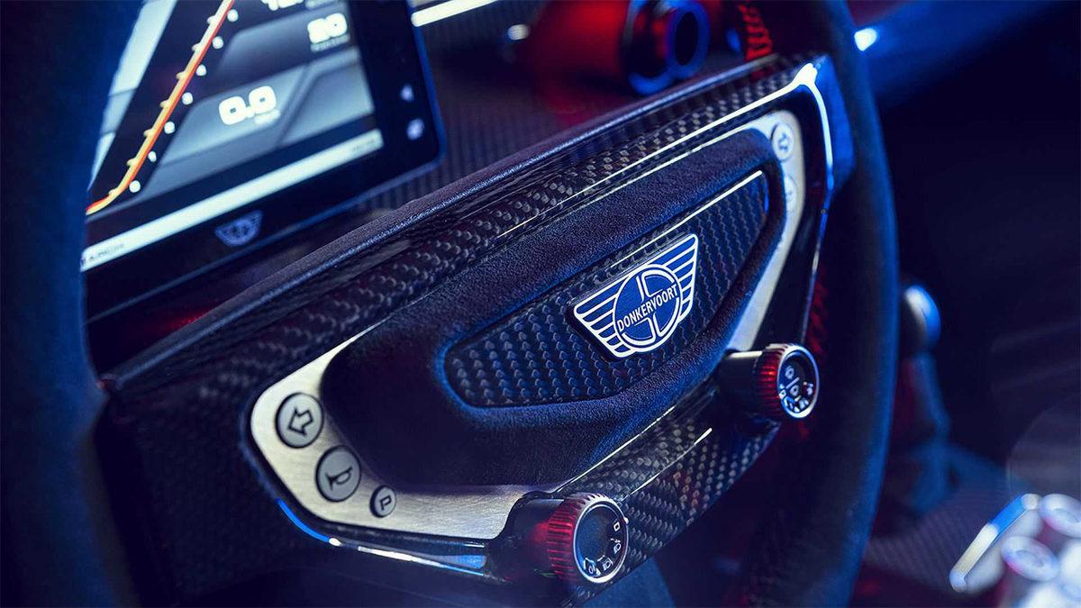 Oyundan Fırlamış Gibi Görünen Süper Otomobil Donkervoort F22 Tanıtıldı