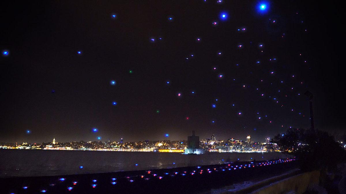 İstanbul Boğazı’nda Genshin Impact’e Özel Drone Gösterisi Yapıldı: İşte Oluşan Muhteşem Manzaralar