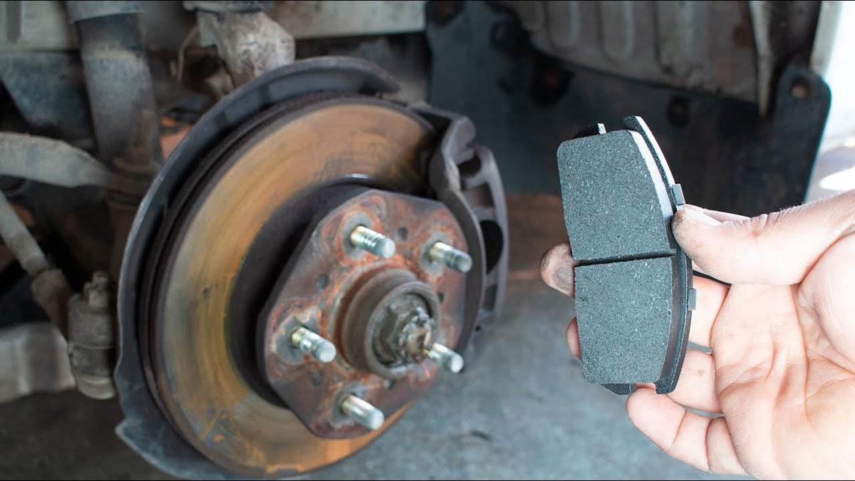Arabalarda Frene Basınca Titreme Neden Olur? İşte Arkasında Yatan ve Dikkate Almanız Gereken Esas Sebepler