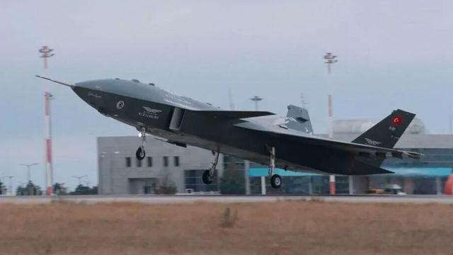 Türkiye’nin Yerli İnsansız Savaş Uçağı "Kızılelma" İlk Kez Uçtu [Video]