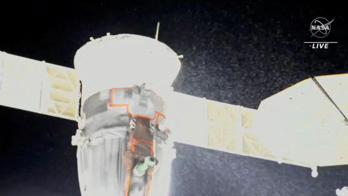 Uluslararası Uzay İstasyonu’ndaki Rus Aracından Sıvı Sızdı: Astronotların Planları İptal Oldu! [Video]