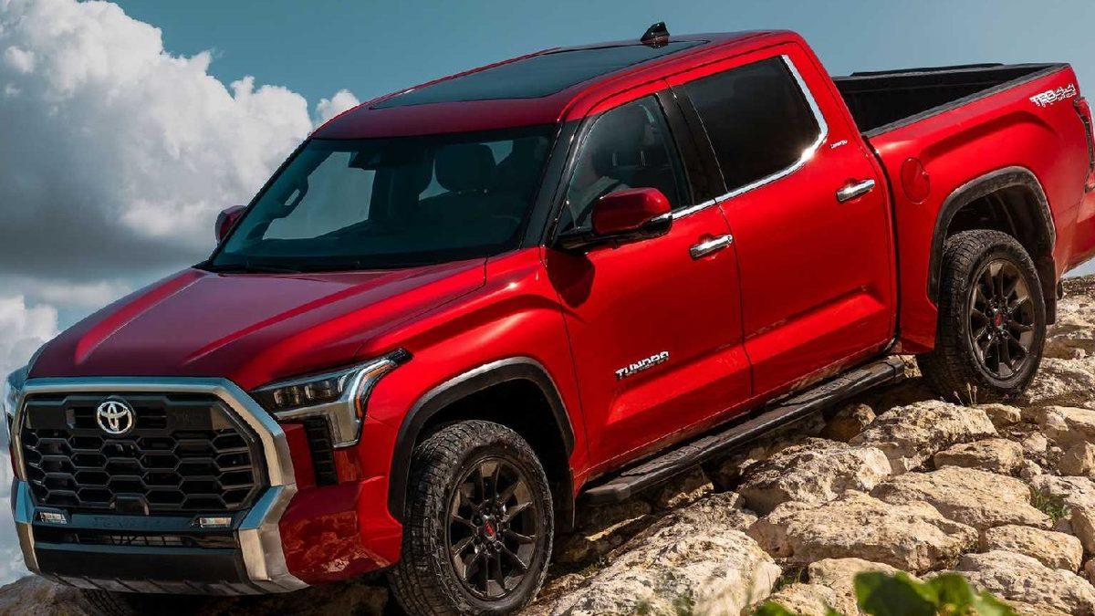 Devasa Izgara Tasarımıyla BMW’yi Kıskandıran Toyota Tundra Tanıtıldı