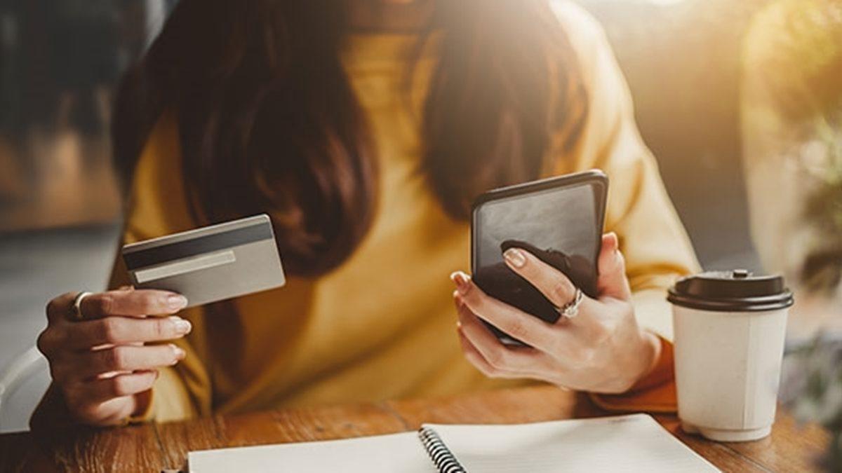 İki Oyun Bir Adam, Aşk Çekilir Aradan: Oyun, Sosyal Medya ve İnternet Bağımlısı Olmak Evlilikte Boşanma Sebebi midir?