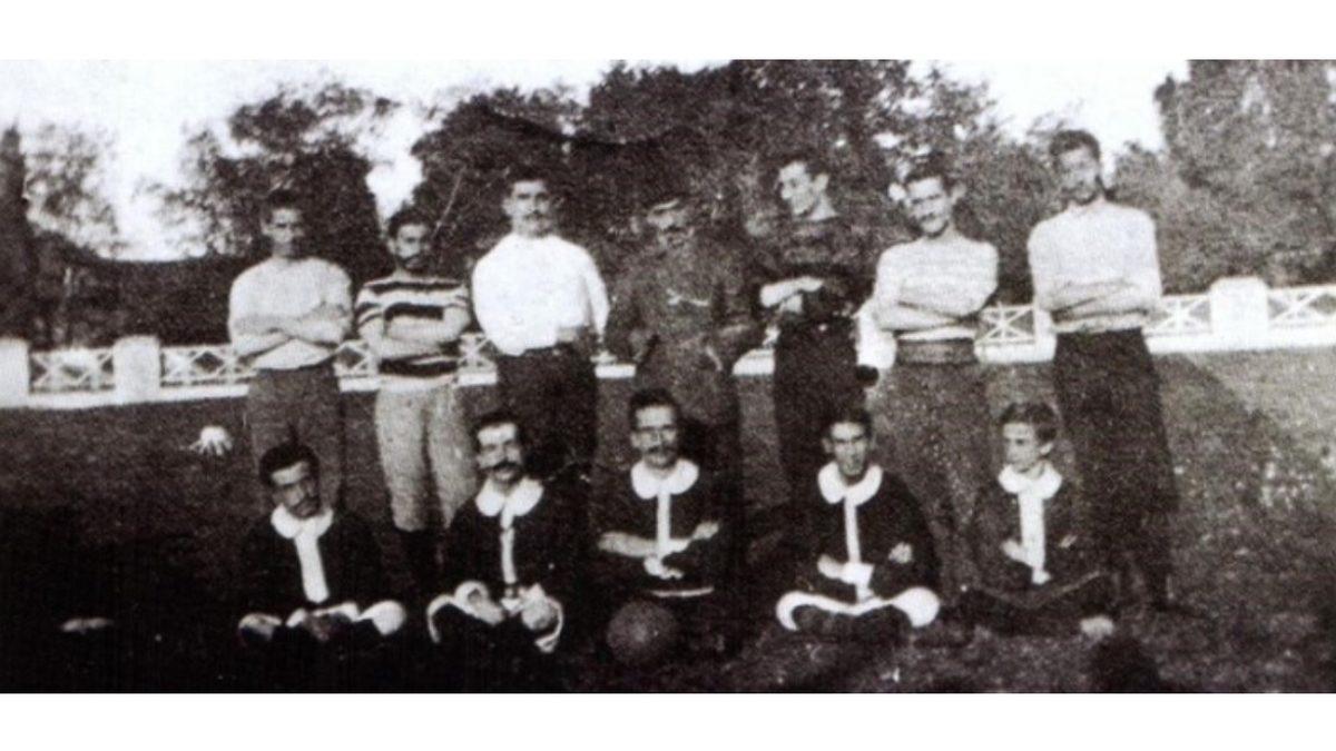 Dünyada ve Türkiye’de Kurulan İlk Futbol Takımlarının Okudukça Sizi Hayretler İçinde Bırakacak Film Gibi Hikâyeleri