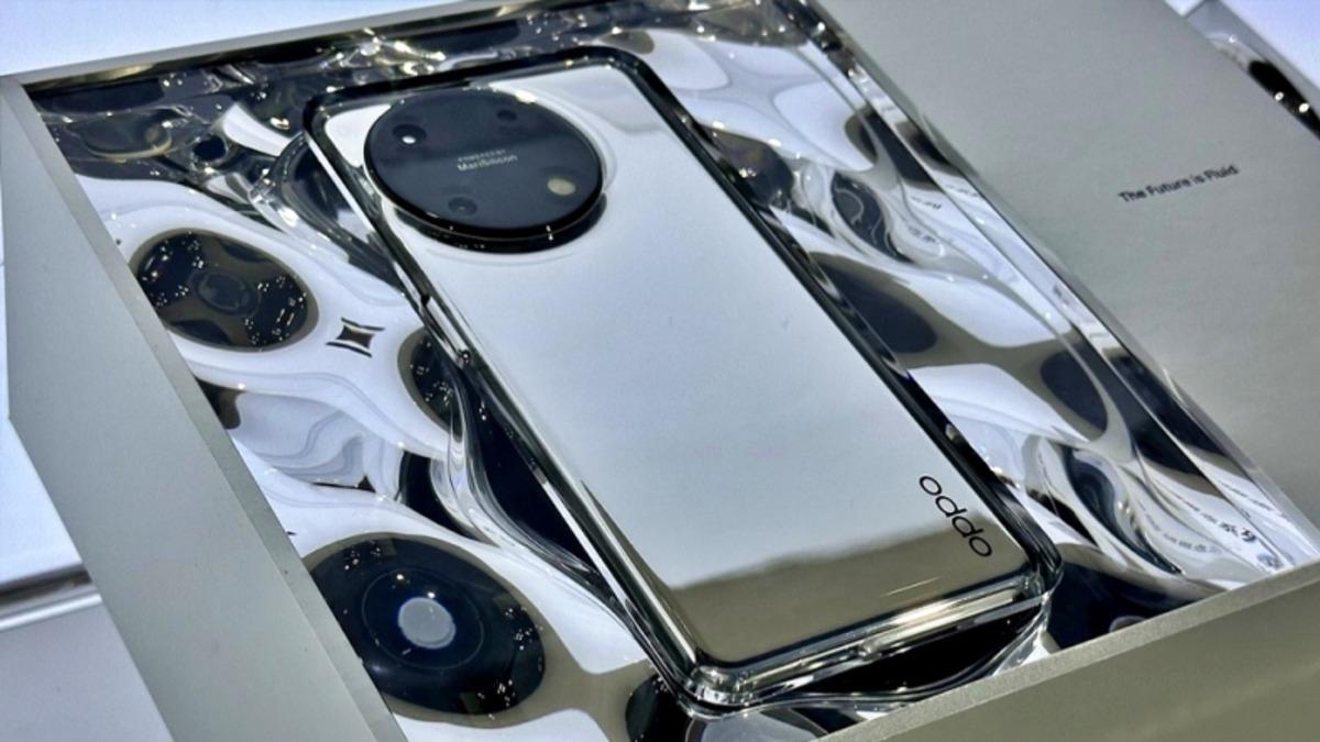 OPPO, Tamamen Camdan Oluşan Konsept Telefonunu Tanıttı (Kılıf Diye Çelik Yelek Takarız Artık)