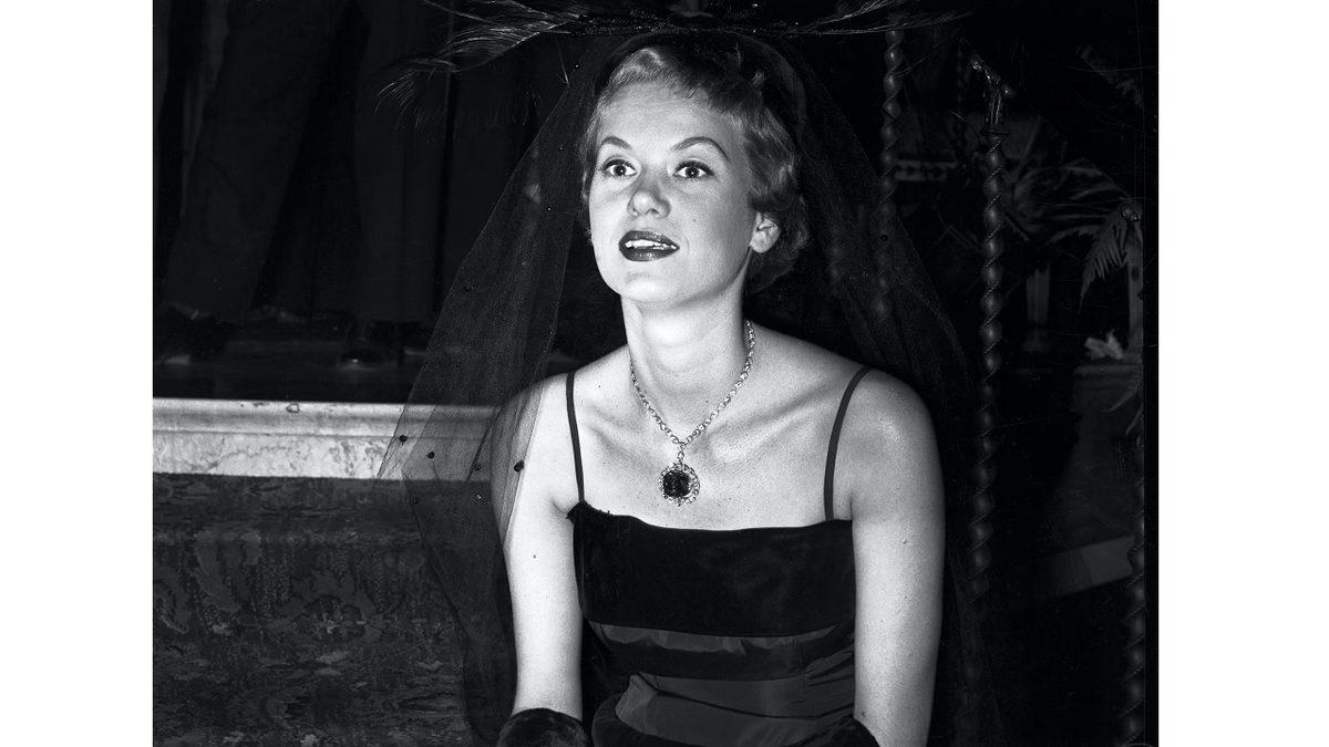 Sahip Olan Herkese Binbir Türlü Felaket Getirdiğine İnanılan Mavi Elmas’ın Hayretler İçinde Okuyacağınız Hikayesi