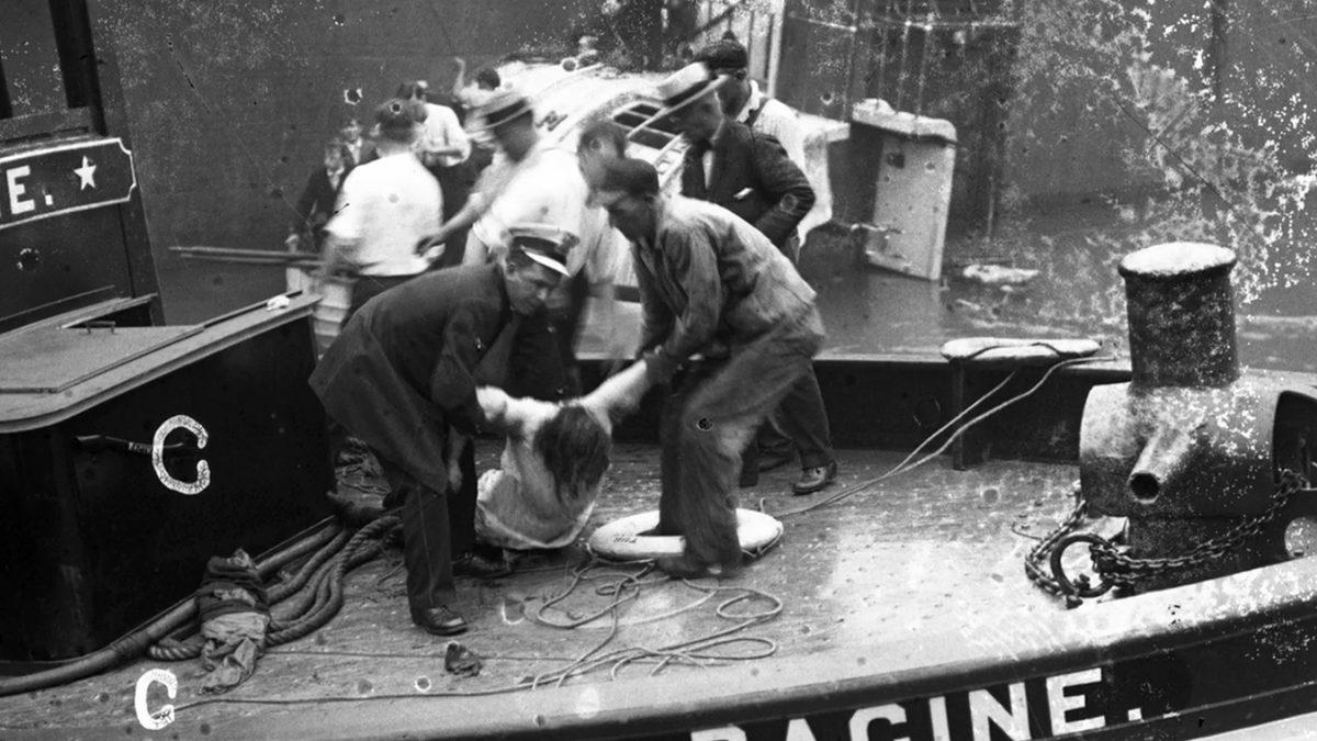 Mühendislik Hataları Nedeniyle 844 Kişinin Sulara Gömüldüğü Eastland Gemi Faciası