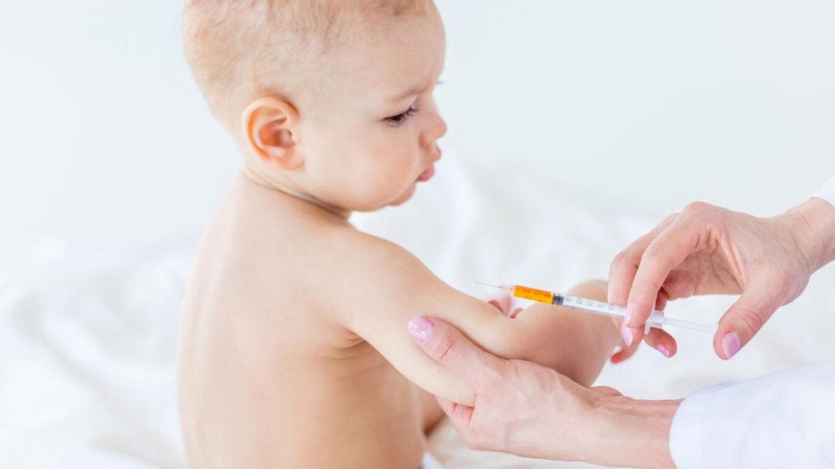 Türkiye’yi Karıştıran ’Bebeklere COVID-19 Aşısı’ İddiası Hakkında Açıklama: Yanlışlık İhtimali Çok Düşük