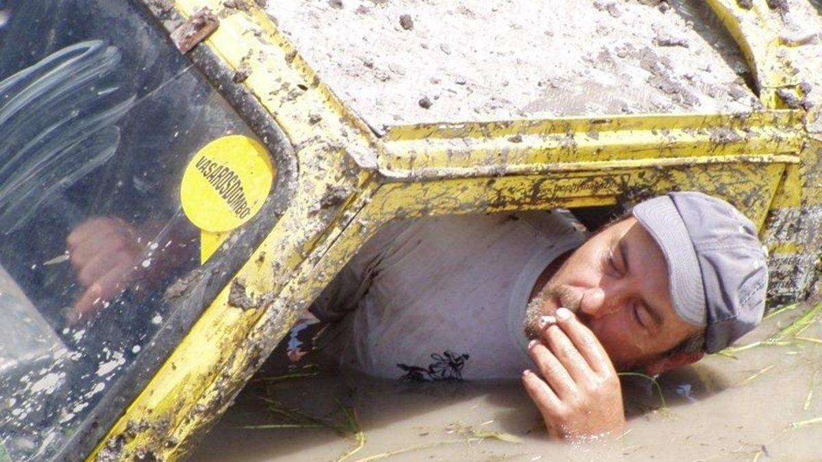 Tartışmaya Noktayı Koyuyoruz: Kadınlar mı Daha İyi Araba Kullanır, Erkekler mi?