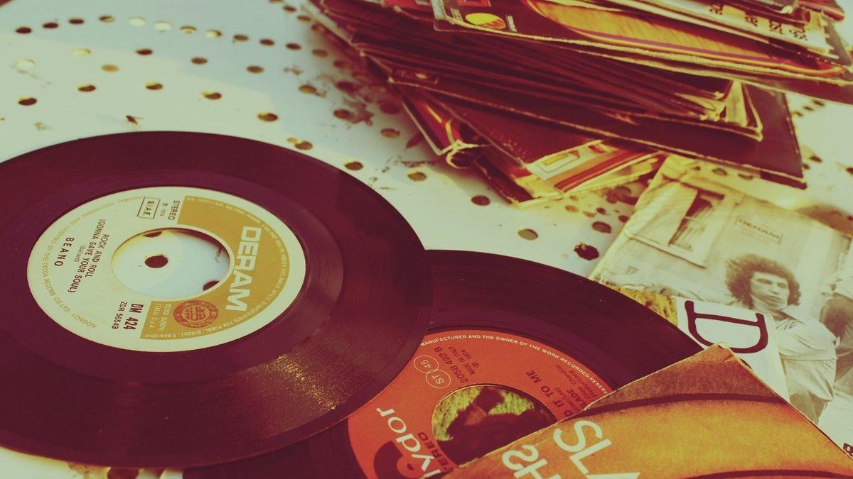 Taş Plaklar, Gerçekten Taştan mı Yapılırdı? 33’lük, 45’lik ve 78’lik Plakların Altında Yatan İlginç Teknoloji