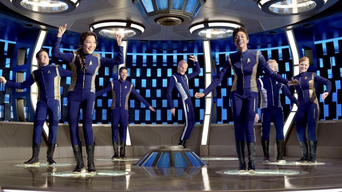 Eğer Başarırsak Uzay Araçlarında Havalı Pozlar Verebileceğimiz Yapay Yerçekimi Oluşturmak Mümkün mü?