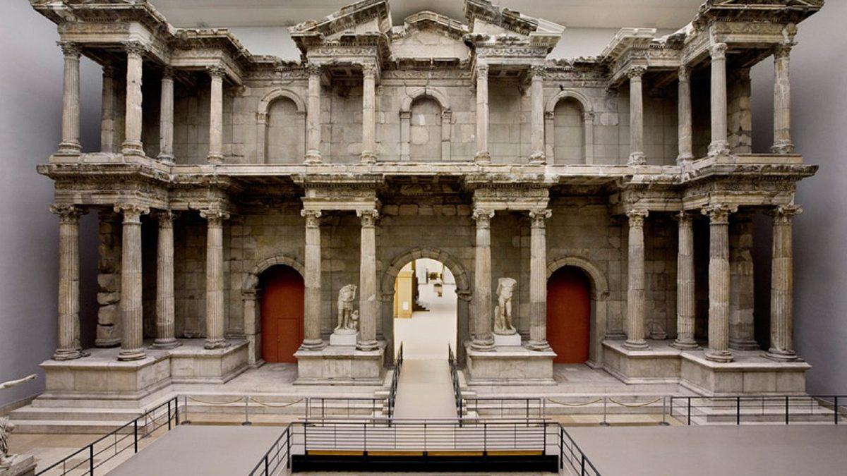 Dünyaca Ünlü Zeus Tapınağı’nın Giriş Kapısına Aydın’da Ulaşıldı