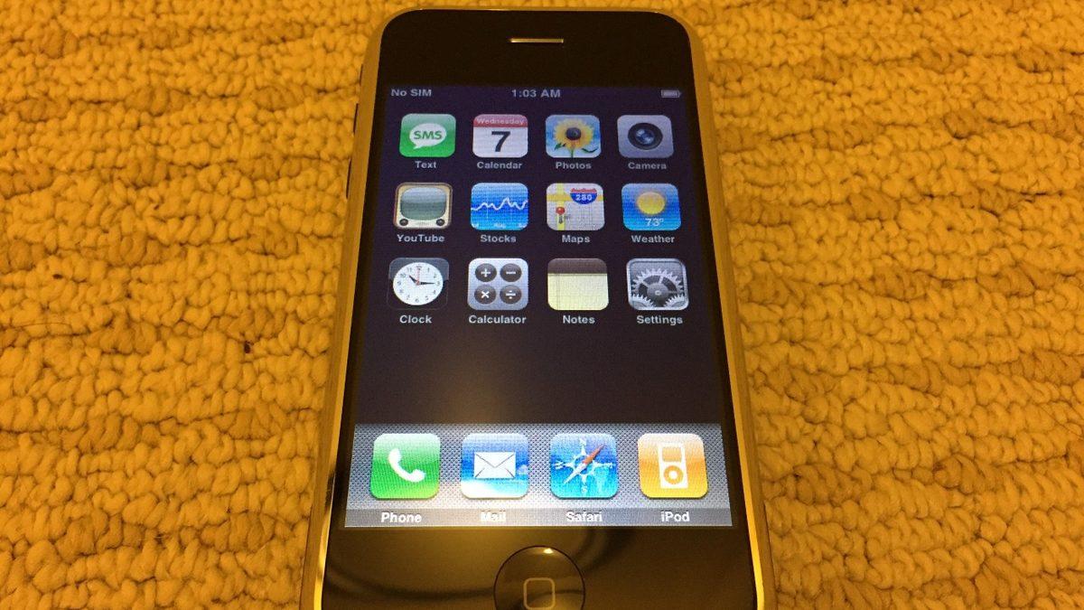 15 Yıl Önce Çıkan İlk iPhone’u Çalıştıran İşletim Sistemi, Bilgisayarda Çalıştırıldı: İşte Böyle Görünüyor!