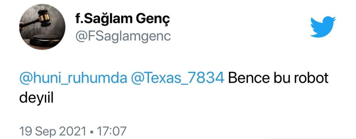 3 Yıllık Bir Oyundaki Robot, Twitter’da Gerçekmiş Gibi Paylaşıldı: İşte Gelen Birbirinden Komik Tepkiler