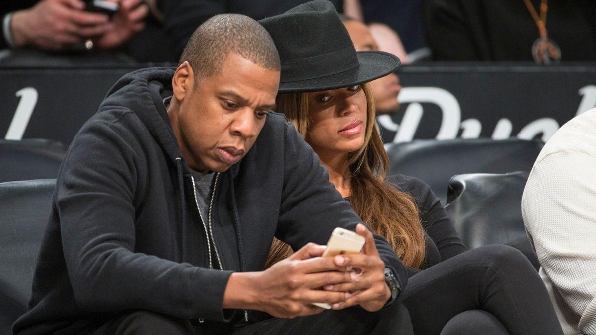 Oysa Herkes Aldatır Sevdiğini: Sosyal Medyanın da Etkisiyle Neredeyse Herkes Aldatılıyor