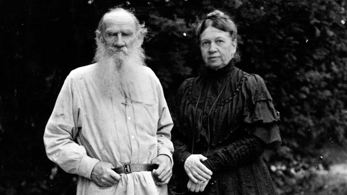 Çocukluk Travmalarından Kumar Bağımlılığına Kadar: Rus Edebiyatının Önemli Yazarı Tolstoy Hakkında Bazılarını İlk kez Duyacağınız İlginç Bilgiler