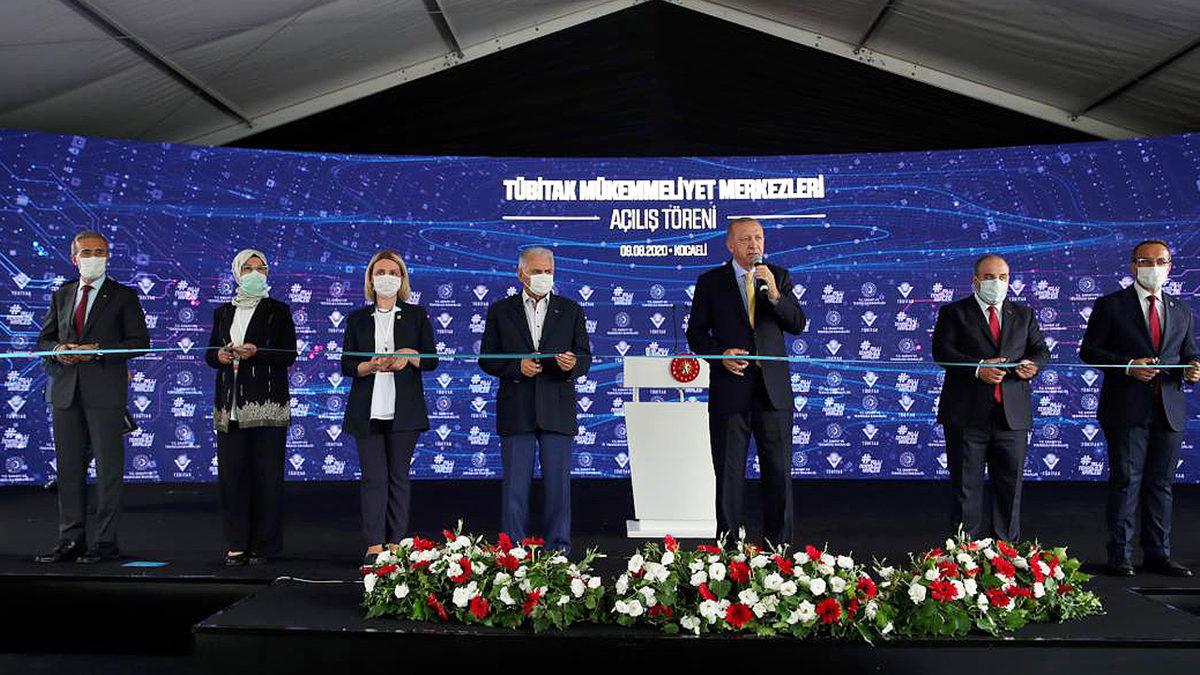 Cumhurbaşkanı Erdoğan’dan Paris İklim Anlaşması ve Öğrenciler Hakkında Açıklama