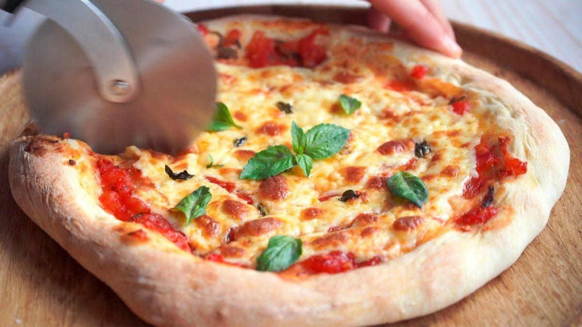 Tanrılar Tarafından Hediye Edildiği Bile Söylenmiş: Tarifi Resmi Kurallarla Belirlenen Napolitan Pizza’nın Ortaya Çıkış Hikayesi