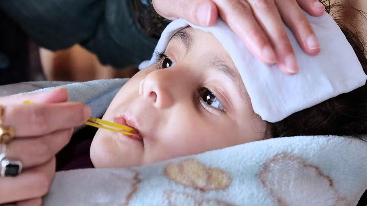 Ateşi Ne Düşürür? Evde Uygulayabileceğiniz 8 Yöntemi Anlattık