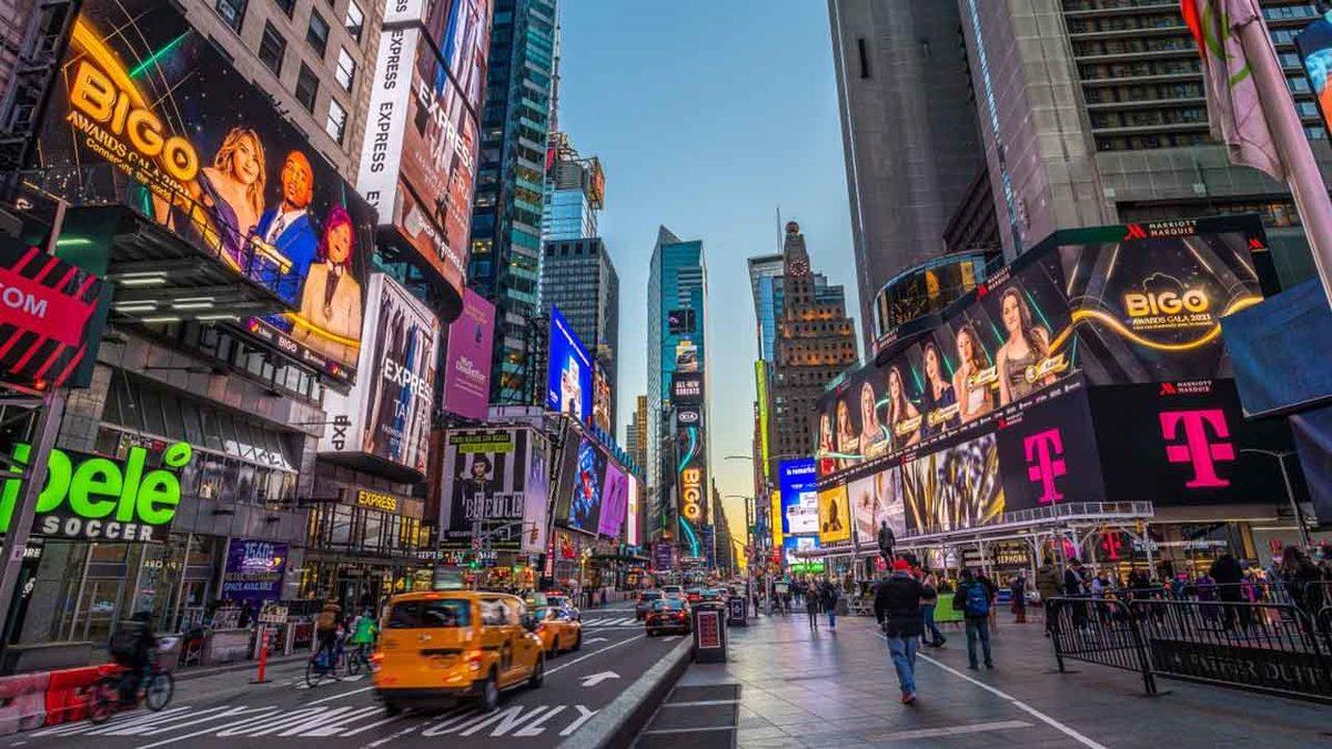 Canlı Yayınlarla Eğlencenin Dibine Vururken Para da Kazanabileceğiniz Platform: Bigo Live