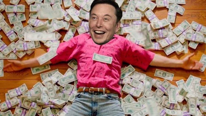 Roket Moket Diye Diye İyi Kazandı: Elon Musk Bir Kez Daha Dünyanın En Zengin İnsanı Oldu