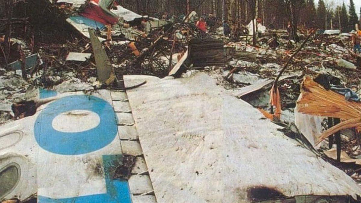 Şımarık Bir Pilot Çocuğu Yüzünden Onlarca İnsanın Öldüğü Uçak Kazasının Trajik Hikayesi