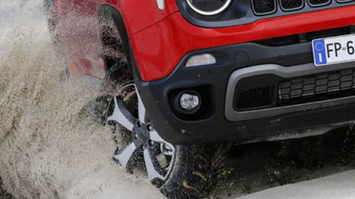 Makyajlanan Tasarımıyla Yeni Jeep Renegade’in Dikkat Çeken Özellikleri ve Fiyat Listesi