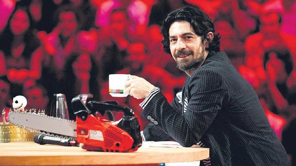 Okan Bayülgen’den Sosyal Medya Fenomenlerine Ağır Eleştiri: Hepsi Çöp