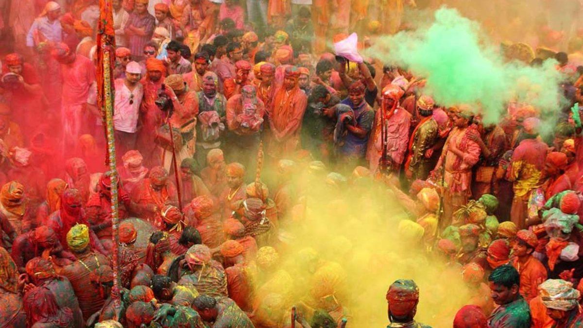 Oldukça İlginç Bir Mitolojik Hikayeye Dayanan Hindistan’daki ‘Holi Festivali’ Hakkında 6 Şaşırtıcı Bilgi
