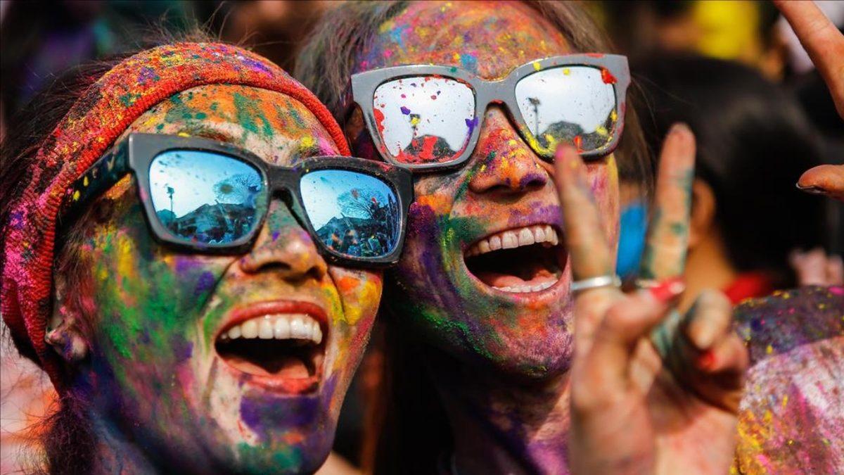 Oldukça İlginç Bir Mitolojik Hikayeye Dayanan Hindistan’daki ‘Holi Festivali’ Hakkında 6 Şaşırtıcı Bilgi