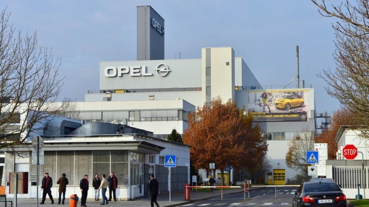 Çip Krizinin Son Kurbanı Opel: Almanya’da Bir Fabrikada Üretime Yıl Sonuna Kadar Ara Verildi