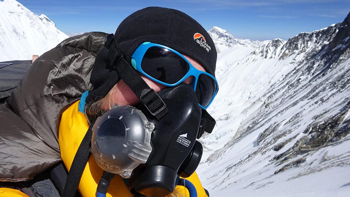 Everest’in Zirvesine Çıktığınızda Ne Olur? İşte ‘Ölüm Alanı’ Olarak Bilinen Zirvenin İnsan Vücuduna Yaptıkları