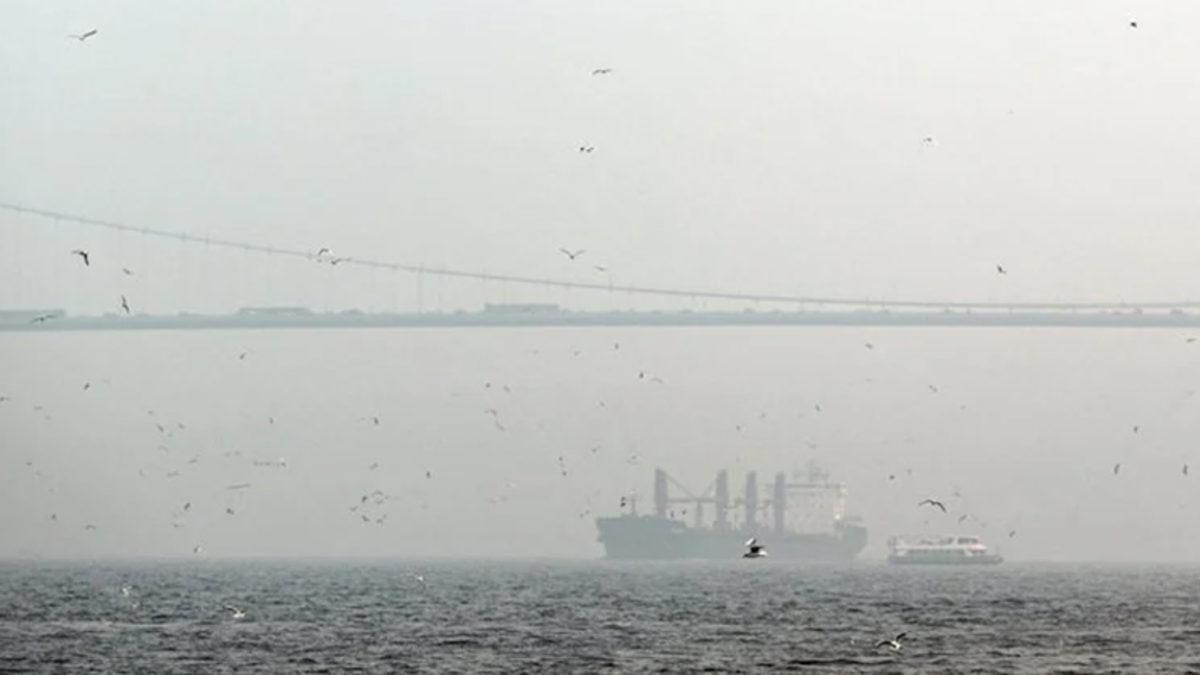 İstanbul’a Sis Çöktü: Boğazda Distopik Filmleri Aratmayan Görüntüler Ortaya Çıktı