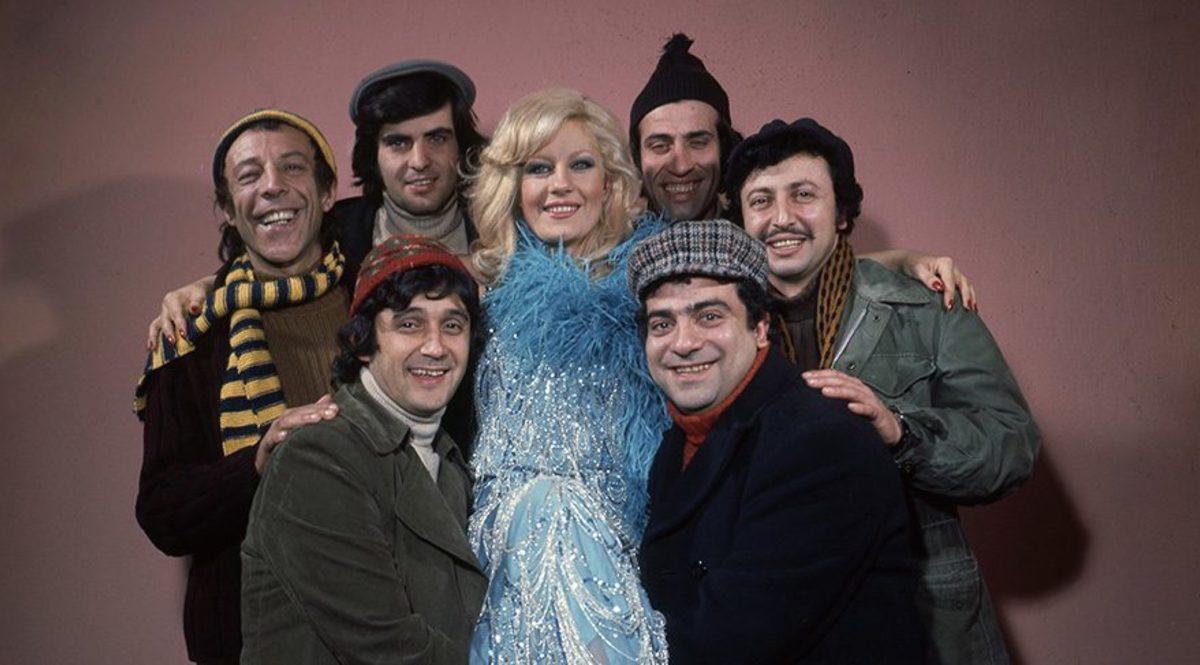 Yeşilçam Sinemasının Efsanesi ve Uzun Oğlu Tarık Akan’ın En İyi 12 Filmi