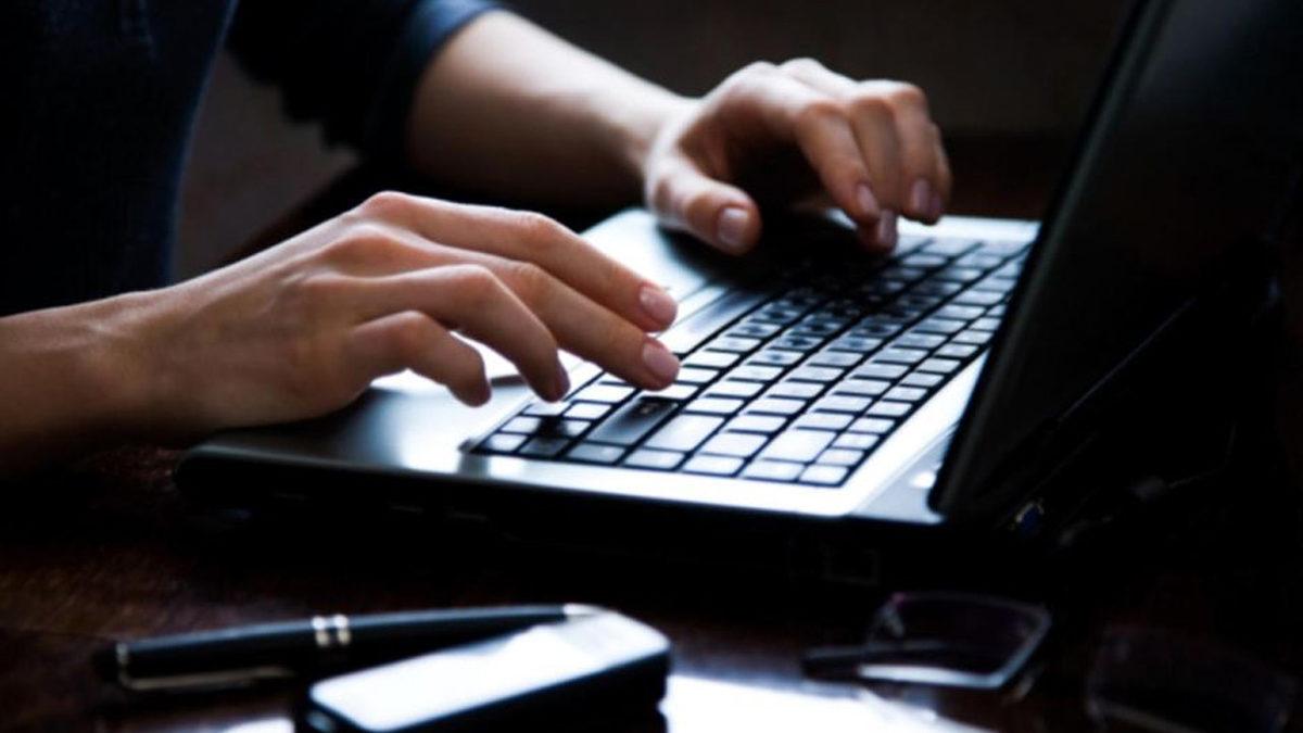 Klavyede Yazma Hızı Nasıl Artırılır? 4 Tüyoyla Çözüyoruz